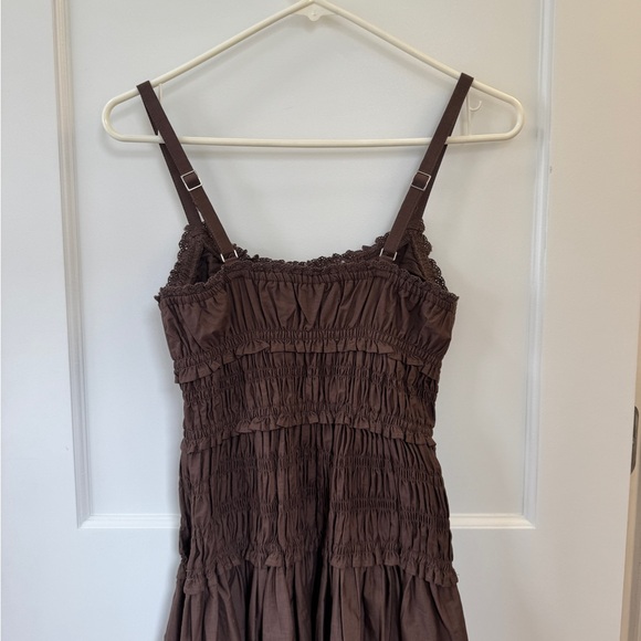 Abercrombie and Fitch Bra-Free Smocked Drop-Waist Maxi Dress - Picture 6 of 7